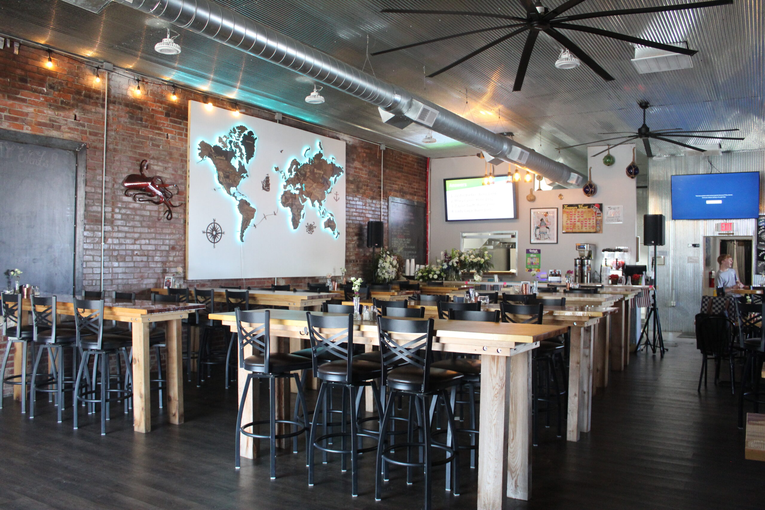 The dining room at Lock & Keel in Tell City